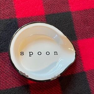 MAGNOLIA CERAMIC SPOON REST